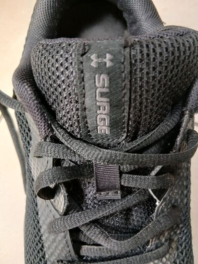 Under Armour school runners black 5 kids