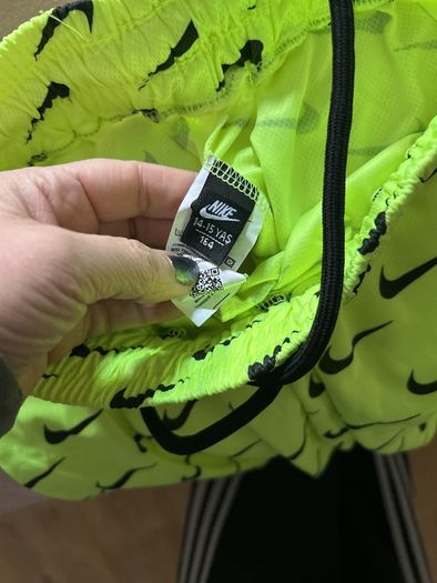 shorts boys nike age 14-15