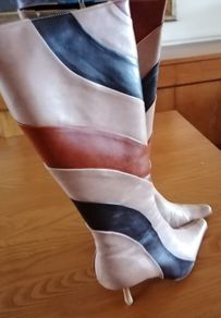 Women's Boot's Knee High Size 40