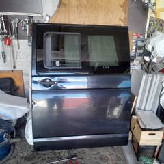 Wv T5 Sliding door  2007 with sliding window  black in coloure