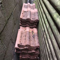 Roof tiles