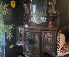 chiffonier