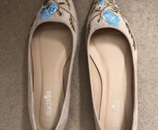 Beige suede flats