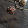 antique style necklace Image 3