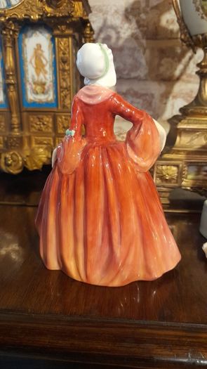 Royal Doulton figurine "Janet"