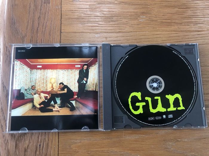 Gun - Swagger