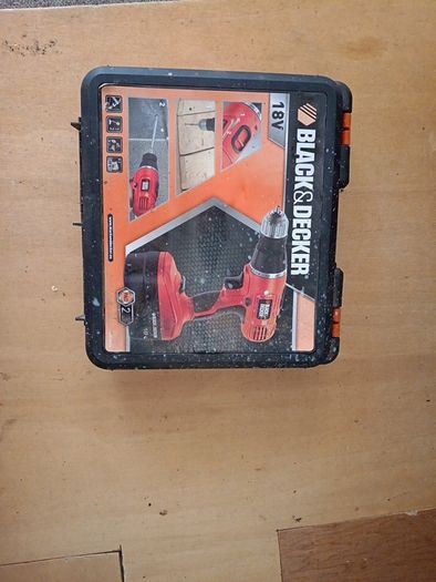 Black and Decker 18v hand drill