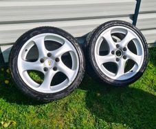 2 Genuine Porsche Boxster / 911 twist alloys turbo