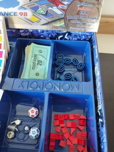 Monopoly  World Cup France 98 Edition (Collectors Board Game)