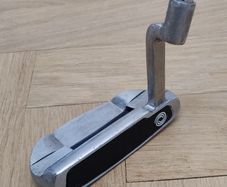 Odyssey Versa 330M Putter