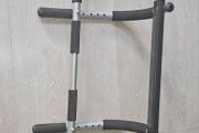 door chin up bar