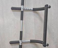 door chin up bar