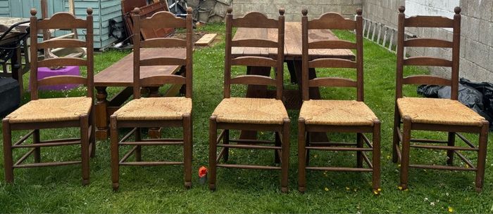 Set of 5 Antique solid oak wood ladder back dining chairs with original wicker seats