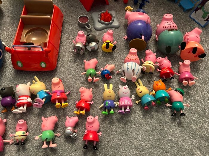 peppa pig, house, boat, plane,camper, rocket
