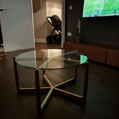 Meadows and Byrne coffee table