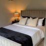 king size bed Image 2