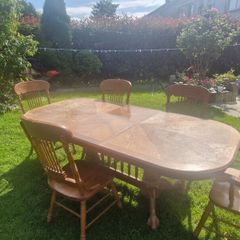 Kitchen Table & Chairs