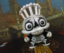Kidrobot Dunny Flesh and Bones Skeleton ! by Scribe Artist ! from Merdivale Series ! 1/16 Ratio ! Vinyl Figure !
