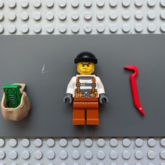 lego city cty0777 Police minifigure- City Bandit Crook Overalls 621 Prison Stripes, Dark Orange Legs, Black Knit Cap, Beard Stubble and Scowl