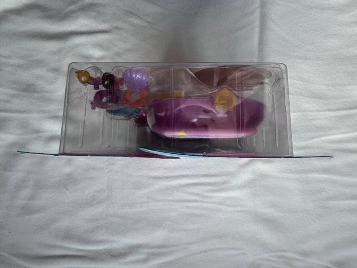 Polly Pocket Micro Doll Sparkle Cove Adventure Unicorn Floatie Compact Playset new Please look at the pictures