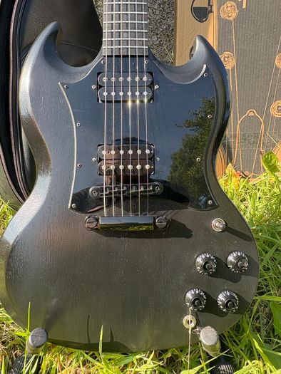 Gibson SG Raven Limited Edition 2021 Satin Ebony