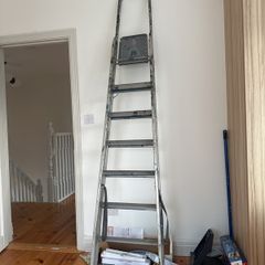 Folding ladder - free