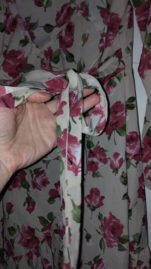 Boohoo Floral dress