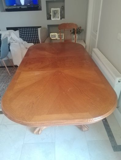 large Extenable Solid Wooden Dining Room Table and Chairs