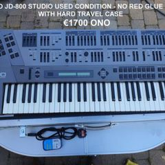 Roland JD800
