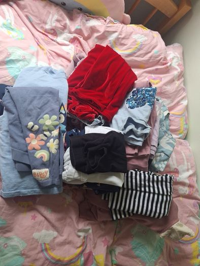 Girls clothes Age 5 bundle 20euro