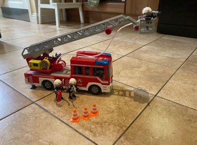 playmobil fire engine