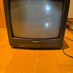 14 inch Samsung CRT TV