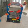 Hot Wheels Dino Truck & Stunt Garage Image 3