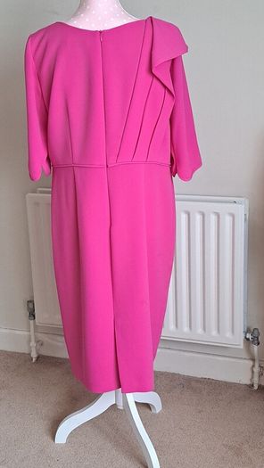 Mother of the bride wedding outfit.