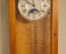 Grandfather Clock 75 as it has damaged perspex.