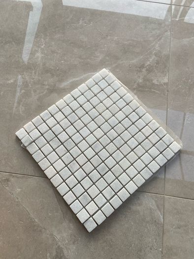 Mosaic marble tiles