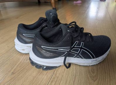 Ladies black asics runners