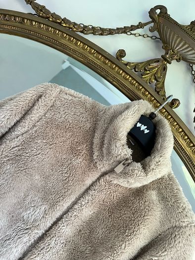 Uniqlo beige / camel teddy bear fur jacket sherpa XS