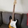 squier strat Image 4