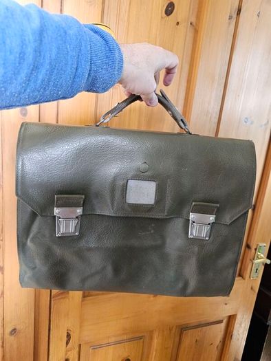 Vintage Swiss Army Military Issued Heavy Duty Tri-fold Document Bag or Messanger Bag Collectable Militaria