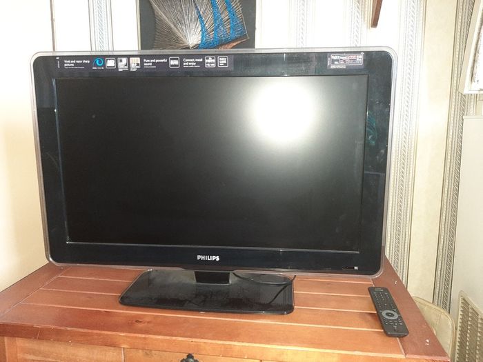 Philips TV and Philips Hard Disk DVD recorder