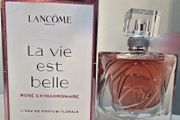 Lancome La Vie Est Belle Rose Extraordinaire Perfume
