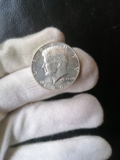 A/UNC 1964 US Silver Half Dollar Coin
