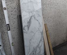 gloss worktop calcatta