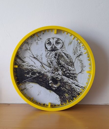 20cm Diameter wall clock art