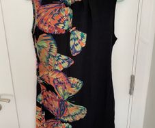 [clothes for adults] Gorgeous butterfly dress by Wallis, size 12/40/large but will fit medium also