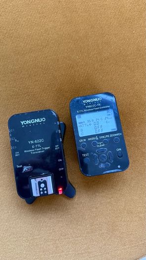 Canon Speedlite 600ex + Flash Trigger For Canon + charger and battery