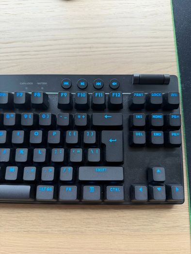 Logitech G Pro X TKL Gaming Keyboard - Black, US Layout - Mint, Boxed with Travel Case