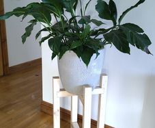 Wooden Plant Pot Holder