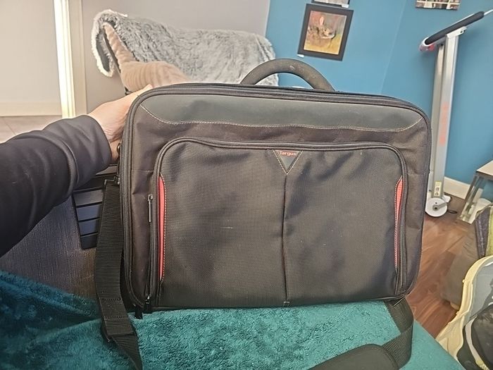 Targus 17inch Laptop bag